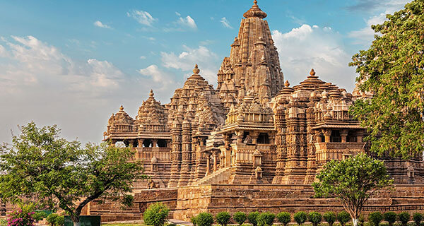 Gira por Rajasthan con Khajuraho y Varanasi